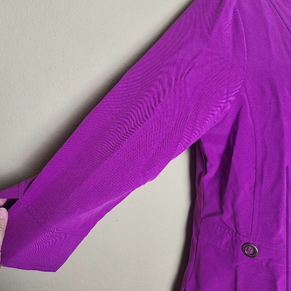 Kathy Che Blazer  - Picture 3 of 7